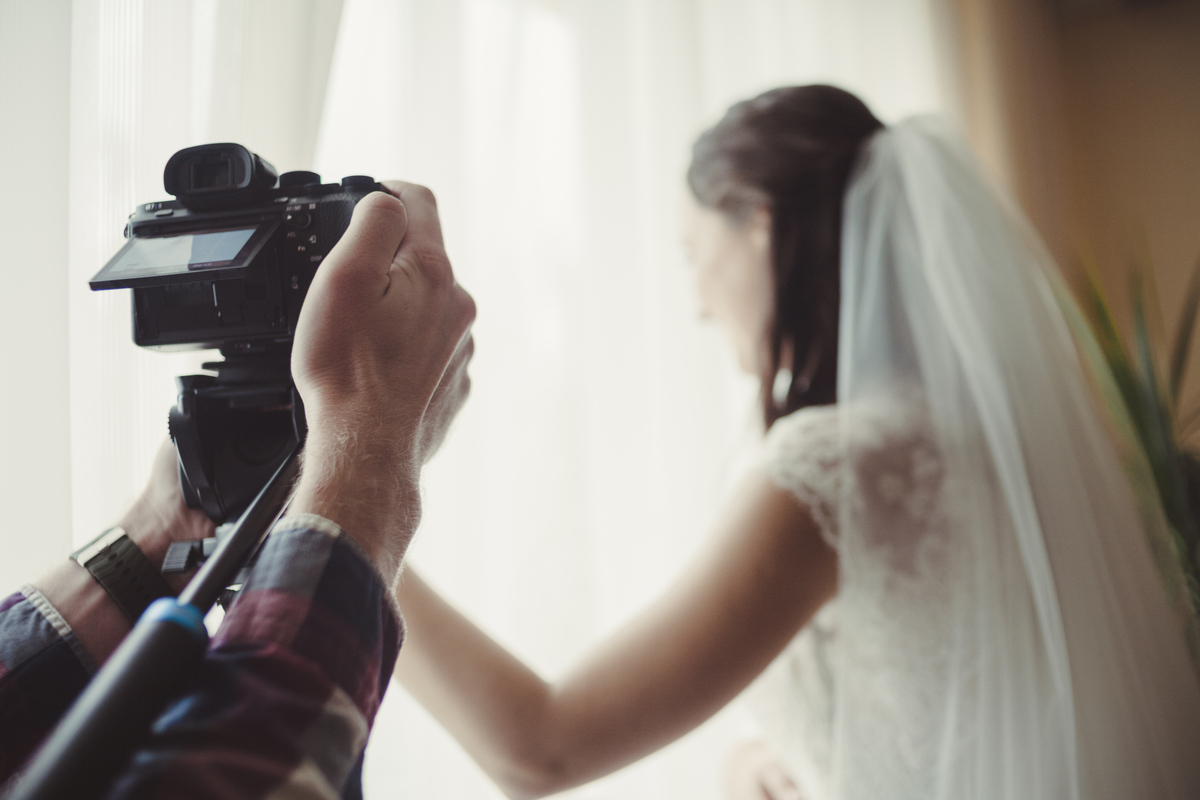You are currently viewing Better Filming for Weddings